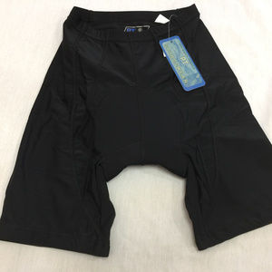 🍏🍏🍏      NWT PT SPORTSWEAR WOMENS ATHLETIC PADDED SHORTS L 🍏🍏🍏